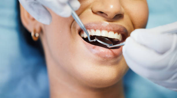 Best Weekend Emergency Dentist in Wallace, FL
